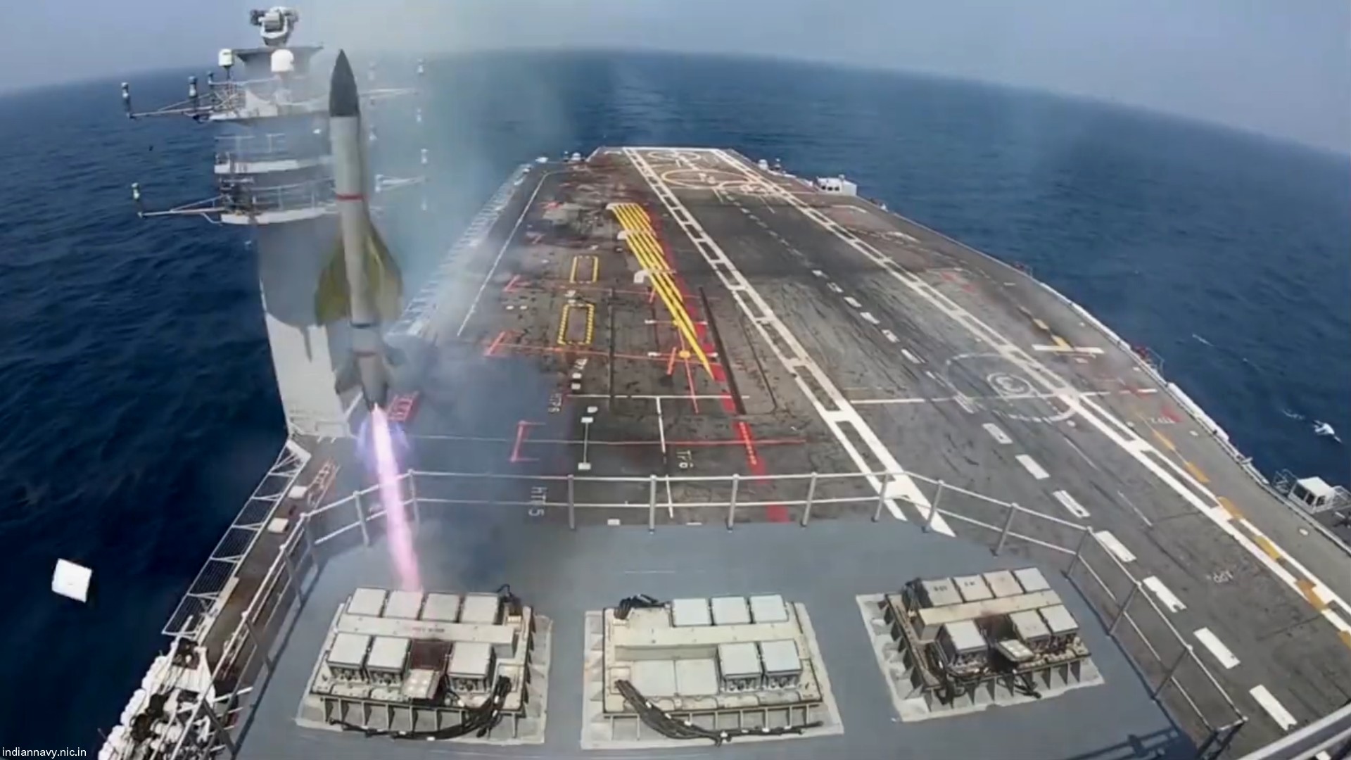 barak-1 sam missile iai rafael vertical launching system vls indian navy r33 ins vikramaditya 14