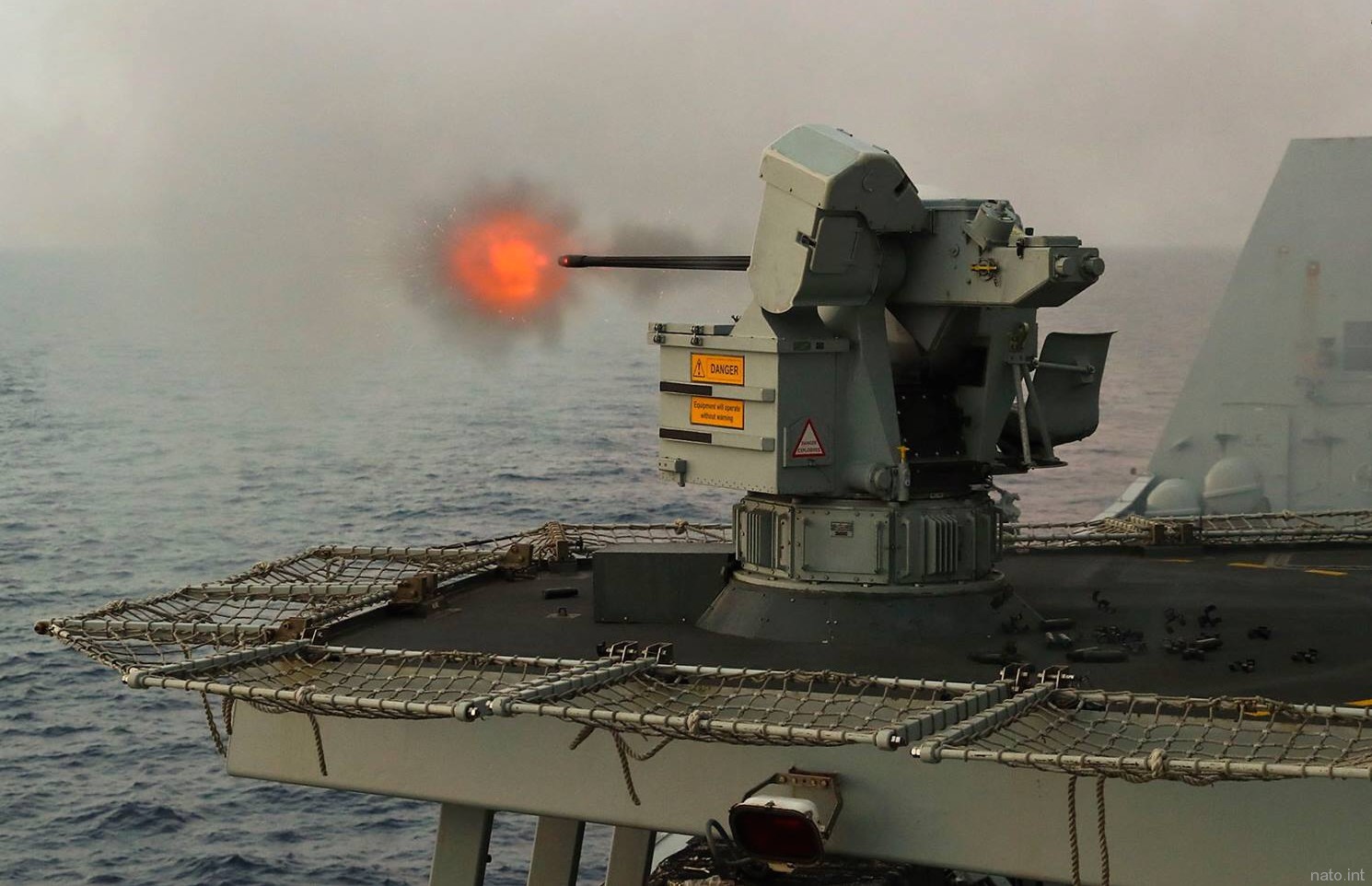 ds30b mark-1 rapid fire cannon 30mm royal navy 03