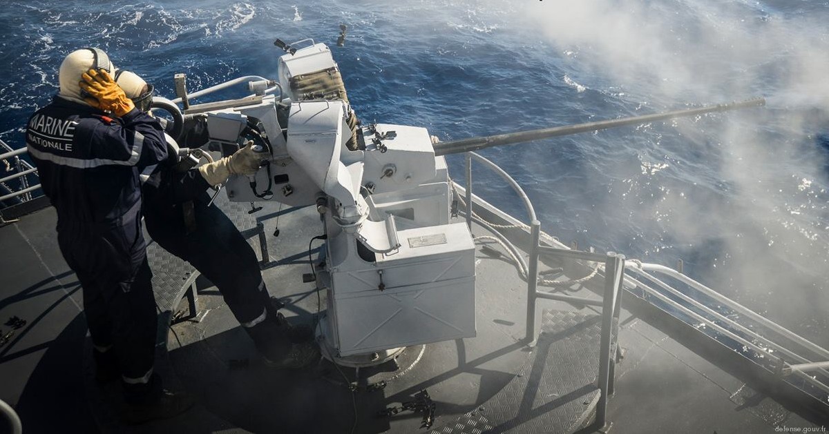 giat nexter 20f2 20mm modele f2 machine gun system autocannon 12 french navy marine nationale