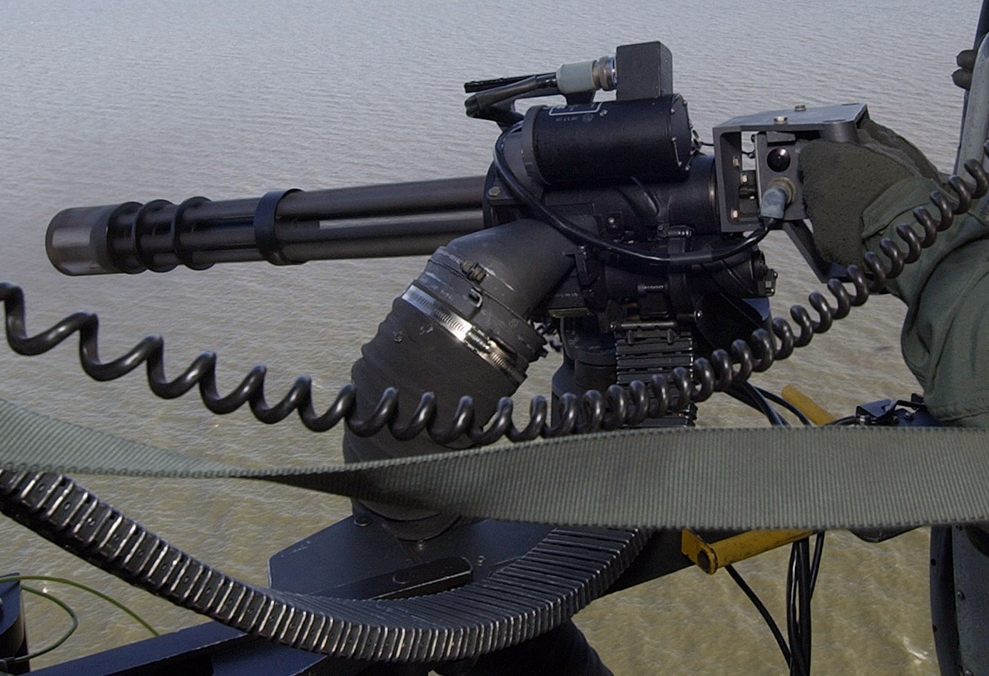 m134 rotary machine gun system six barreled minigun gatling 7,62mm gau-17 15