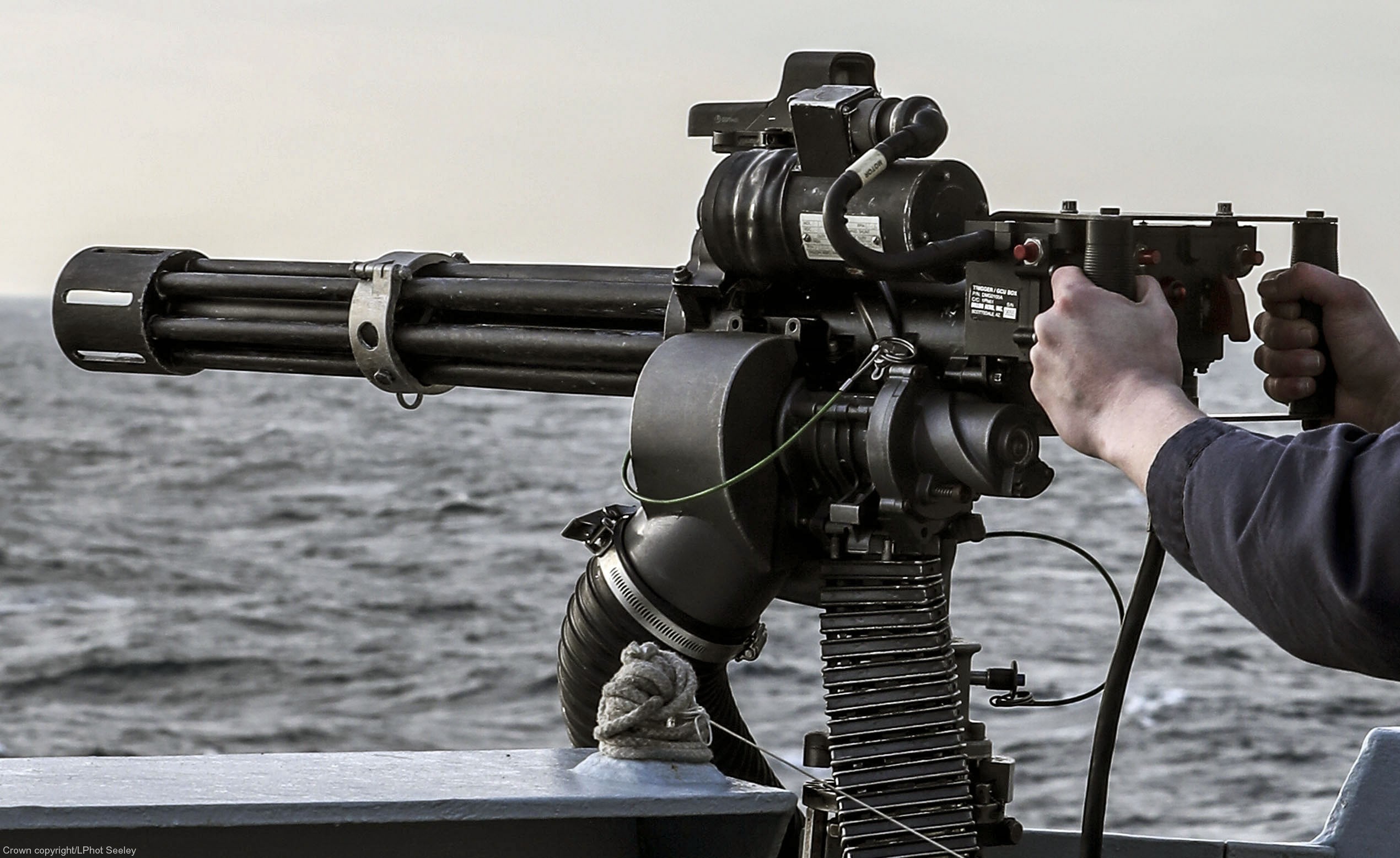 m134 mk.44 gau-17/a rotary machine gun system minigun gatling 7,62mm royal navy 44