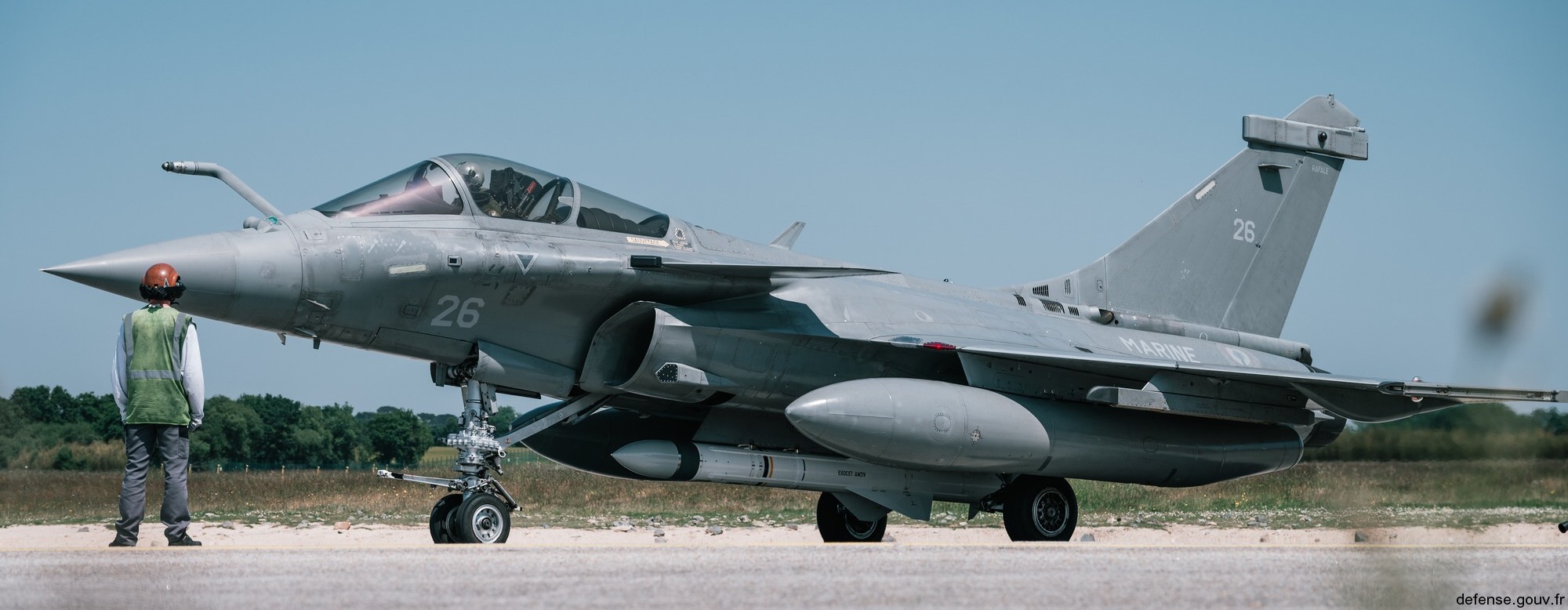 am39 exocet anti-ship missile ssm aircraft launched mbda navy mirage rafale 08