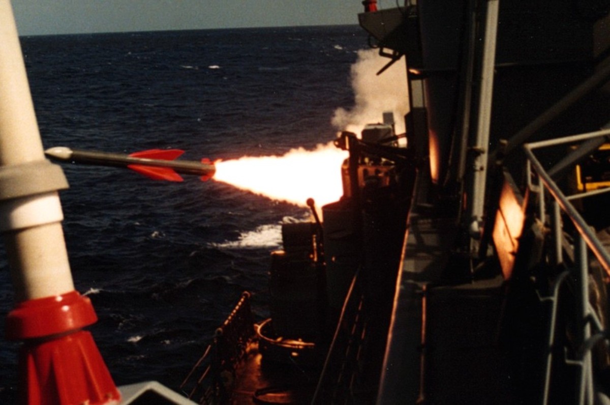 mm38 exocet anti-ship missile ssm mbda aerospatiale navy 06