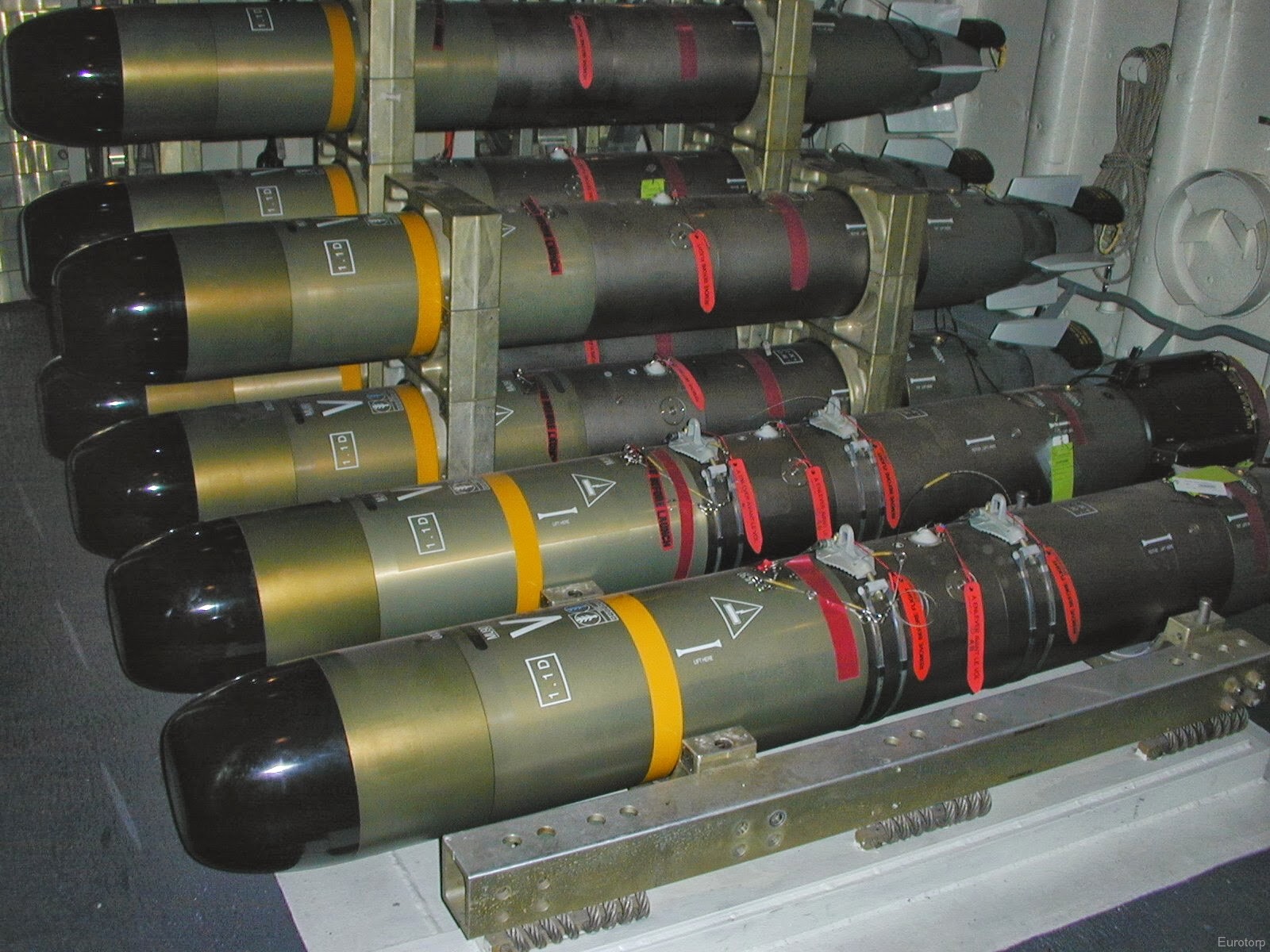 eurotorp mu90 impact torpedo 12.75 inches 324mm wass leonardo naval group thales navy 12