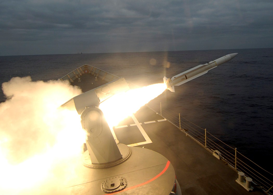 mk-13 guided missile launching system gmls single arm rim-66 standard sm-1mr 15