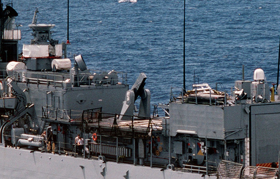 mk-22 missile launcher brooke class ffg rim-24 tartar sam rim-66 standard