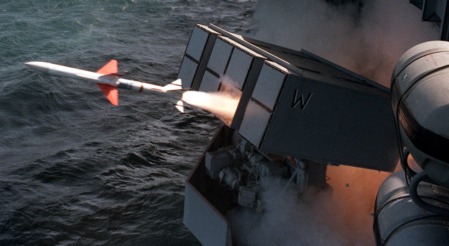 mk-25 missile launcher rim-7 sea sparrow uss midway cv-41 bpdms