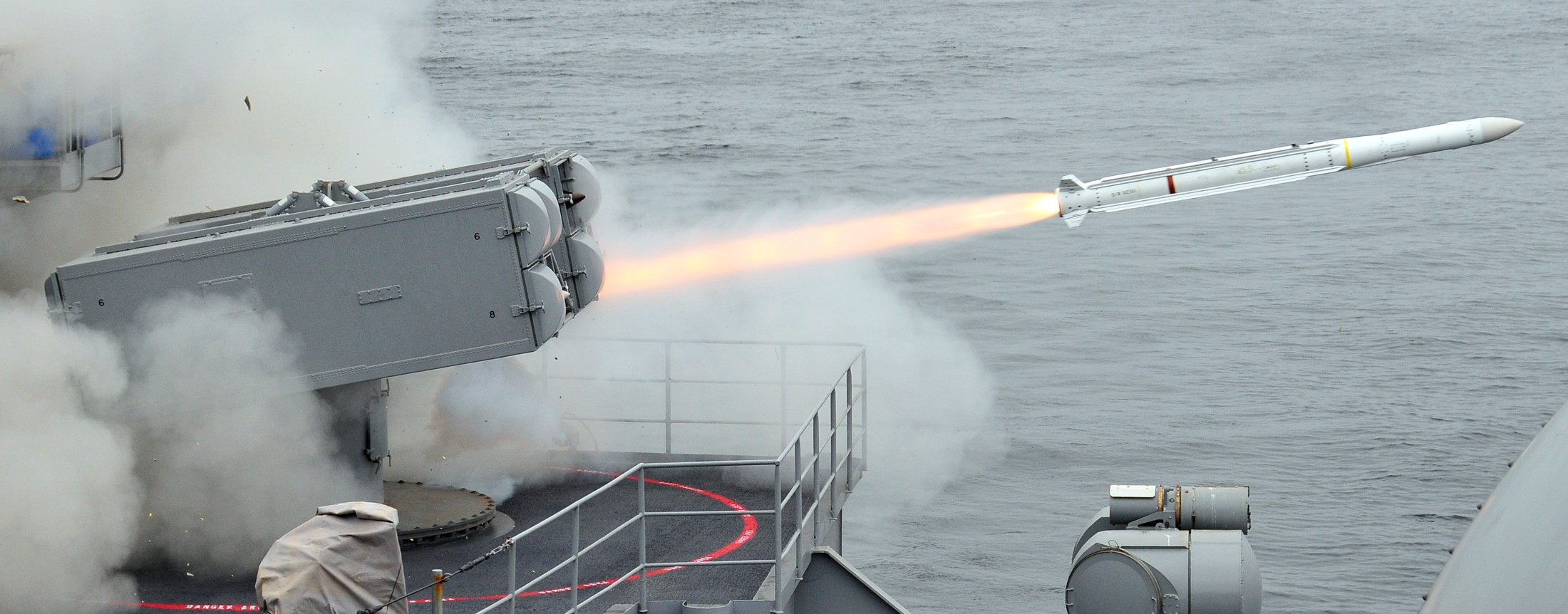mk-29 launcher rim-162 evolved sea sparrow missile essm uss carl vinson cvn-70