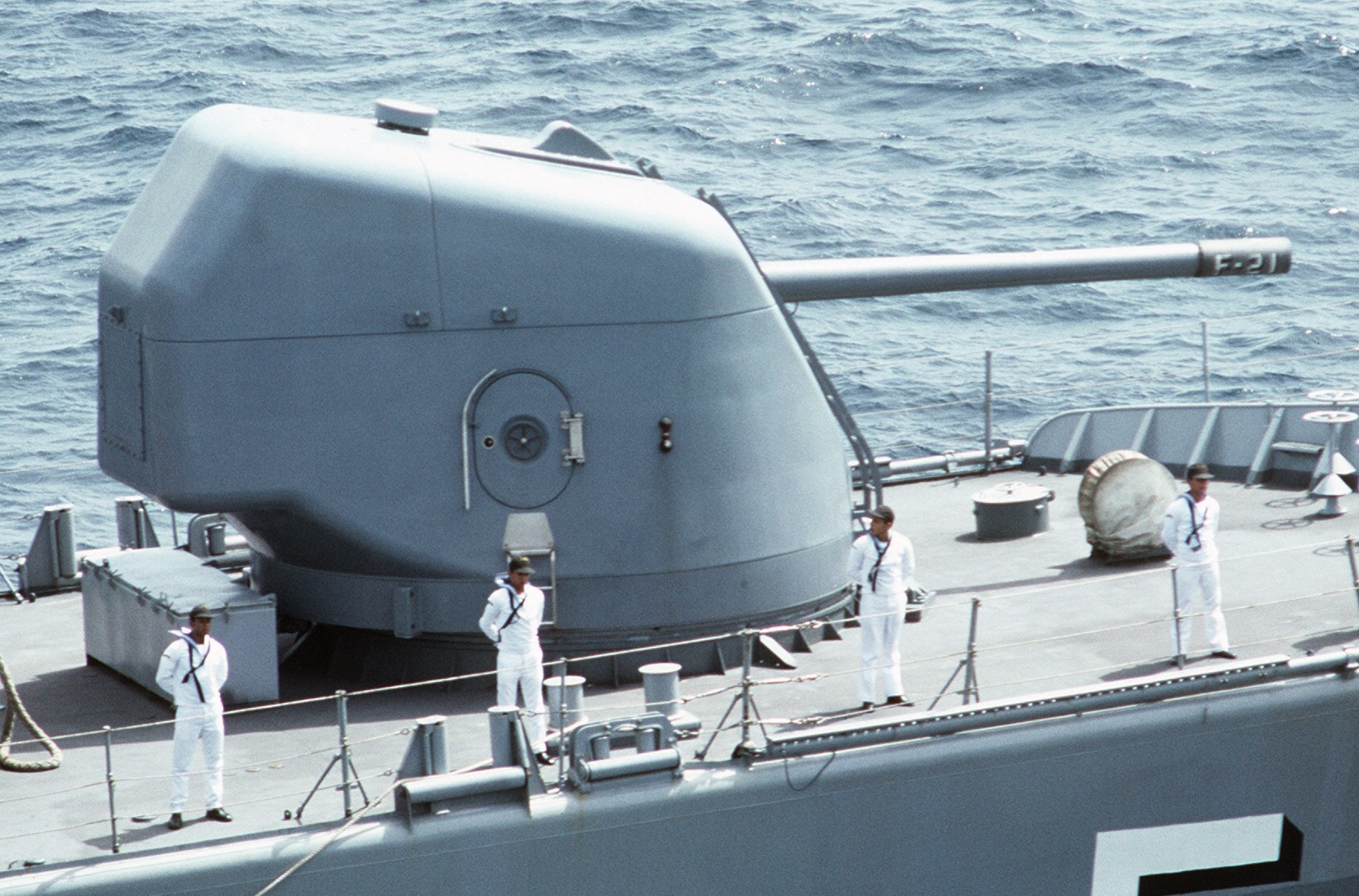 oto melara breda 127/54c compact naval gun 127mm 5-inches 54-caliber 26 mariscal sucre class frigate venezuelan navy