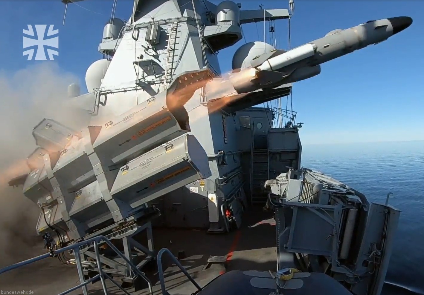 rbs-15 robotsystem anti-ship ssm land-attack missile saab bofors diehl mk.3 mk.4 gungnir german navy k130 braunschweig corvette 05