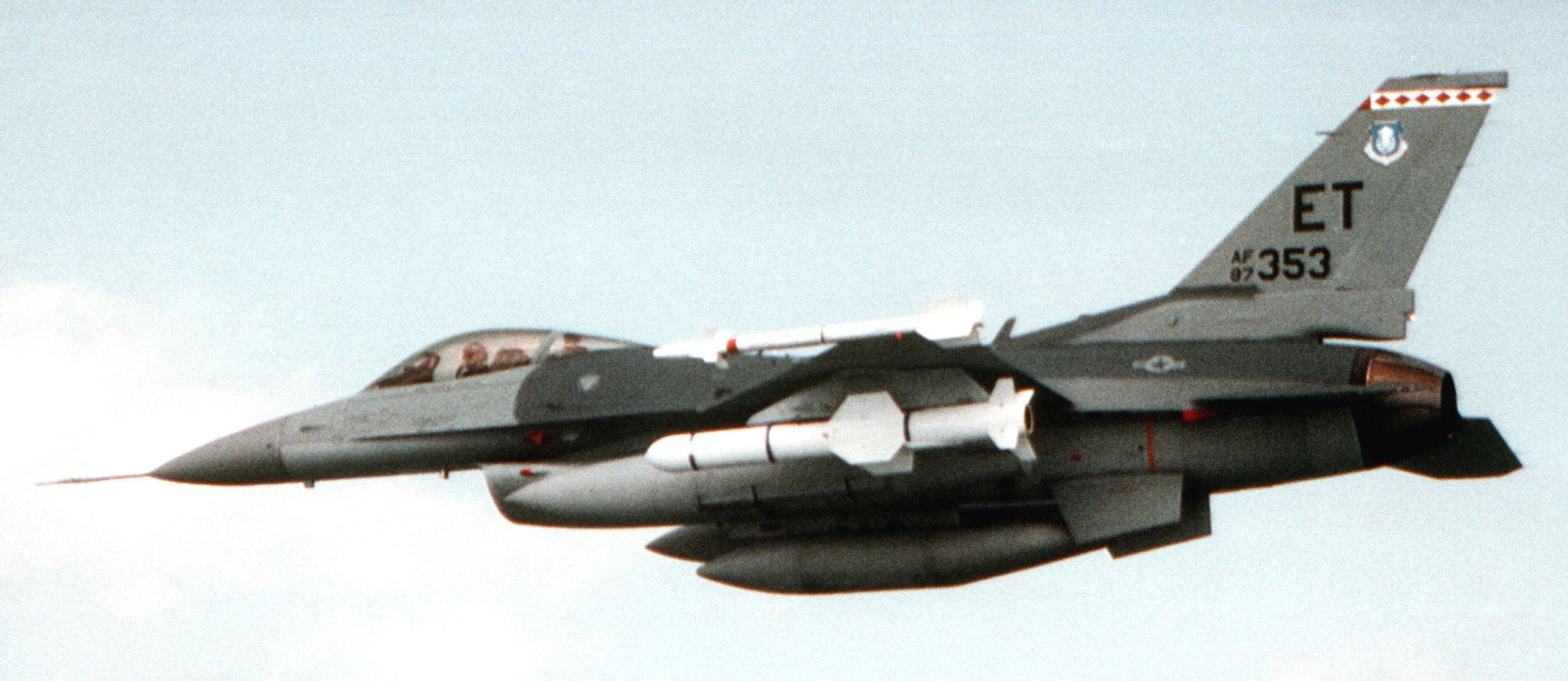 agm-84 harpoon ssm missile f-16 fighting falcon usaf 14