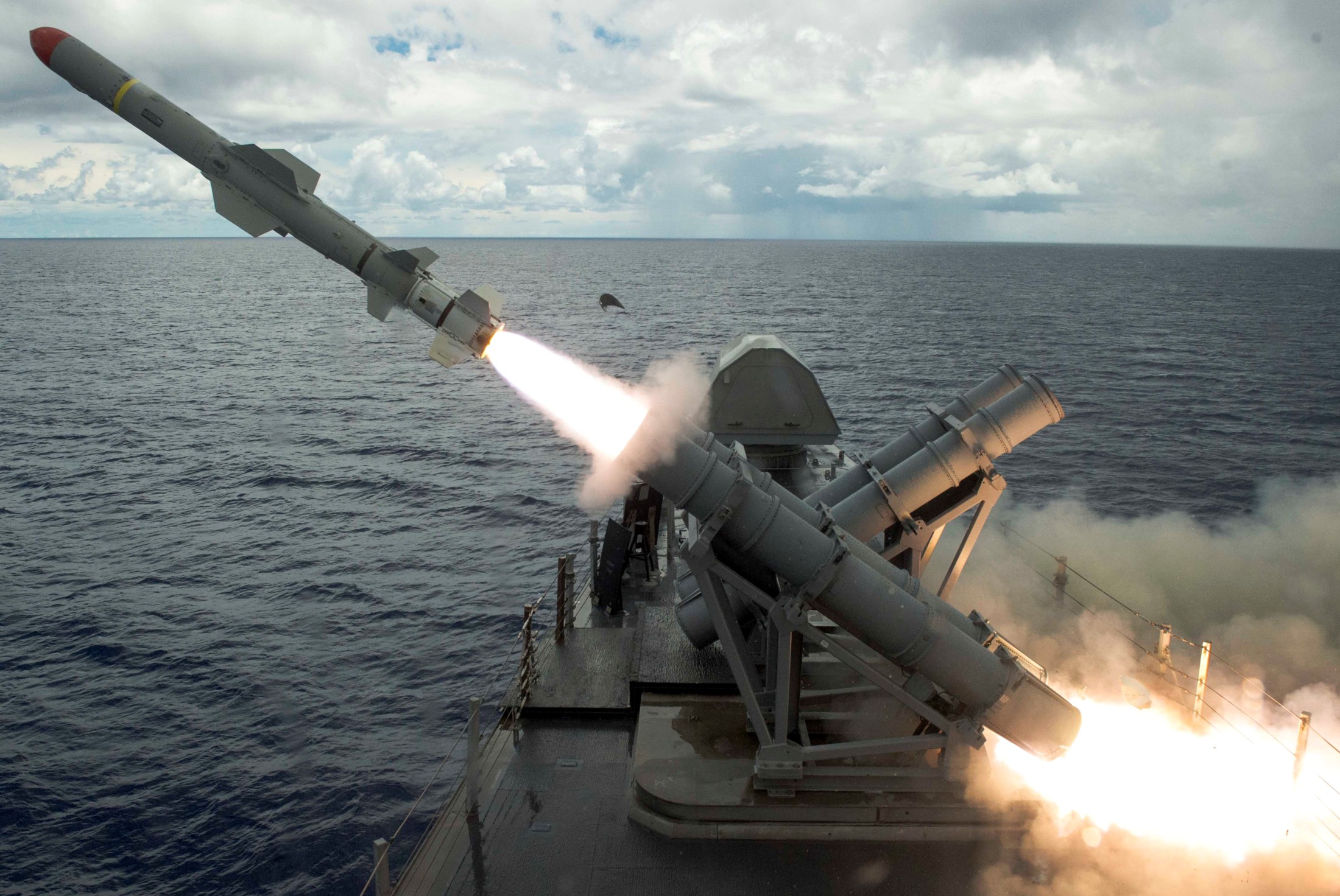 rgm-84 harpoon ssm mk-141 missile launcher independence class littoral combat ship lcs 51