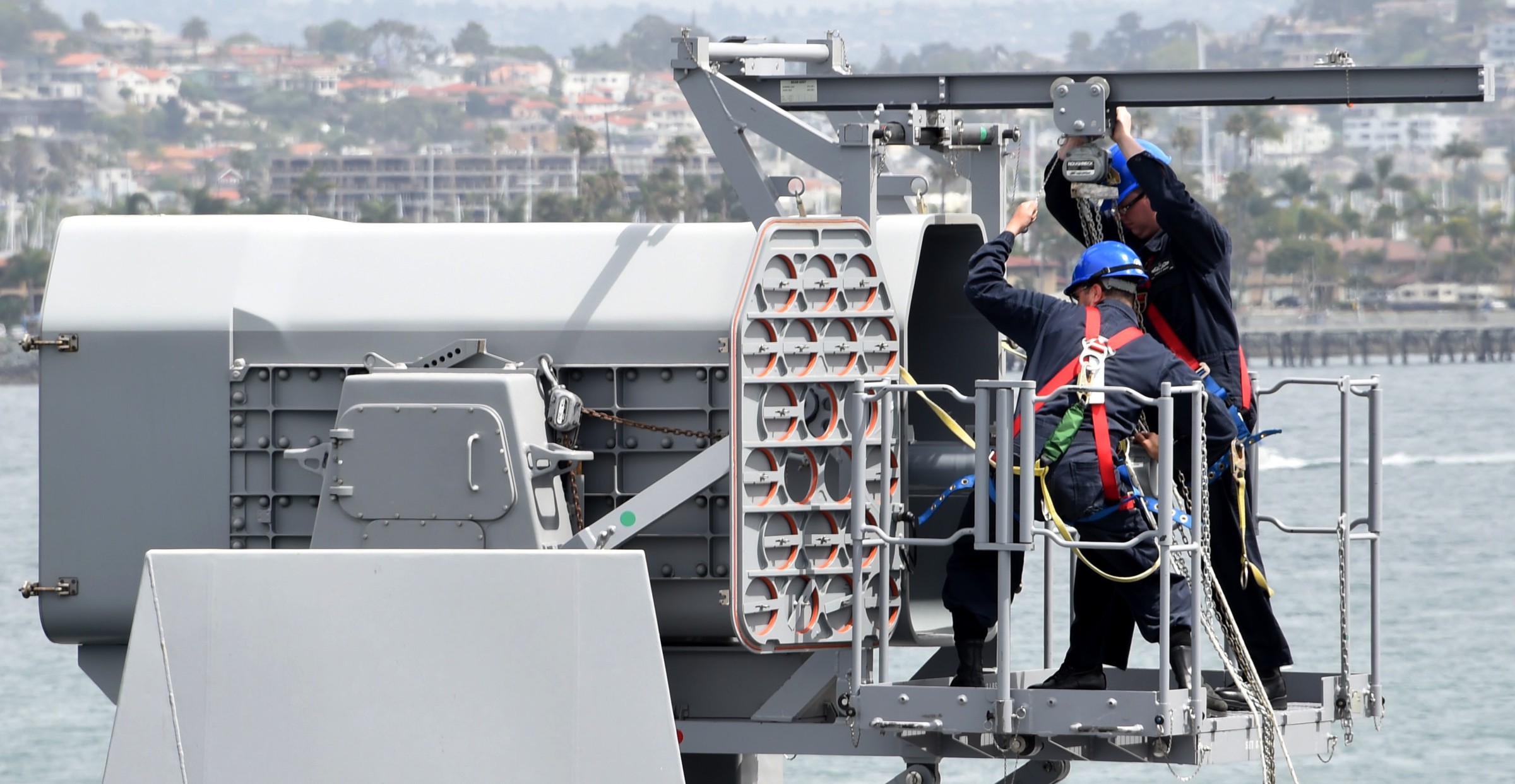 rim-116 rolling airframe missile ram ciws mk.49 launching system mk.31 gmws mk.144 gmls 25