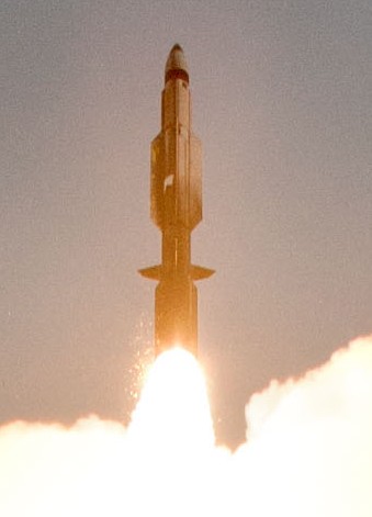 rim-161 standard missile sm-3 sam ballistic defense abm 04