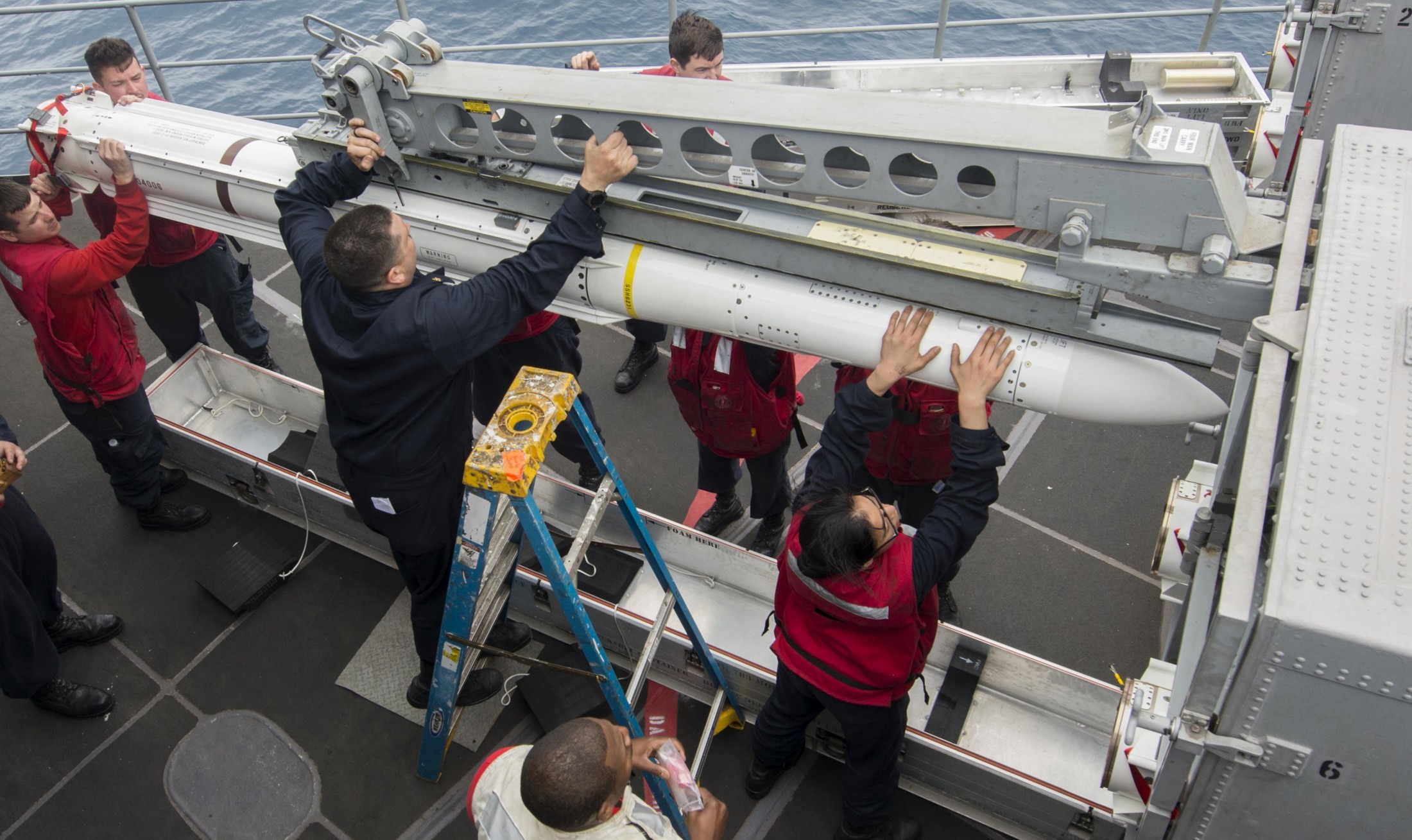 rim-162 essm evolved sea sparrow missile sam point area defense 58