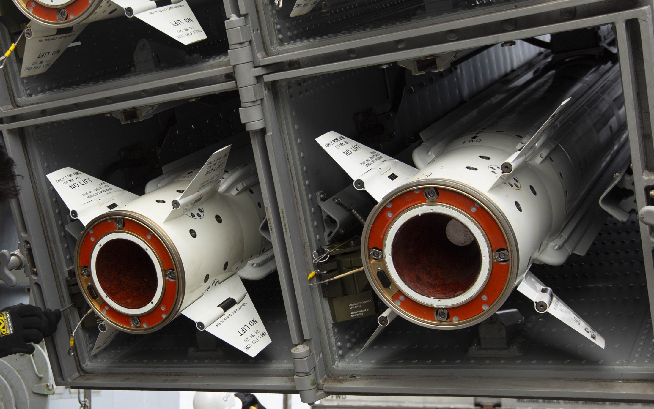 rim-162 essm evolved sea sparrow missile sam point area defense 66