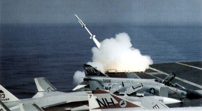 rim-2 terrier missile sam convair us navy 07 uss kitty hawk aircraft carrier