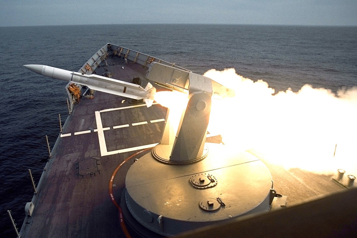 rim-66 standard missile perry class frigate mk-13 launcher