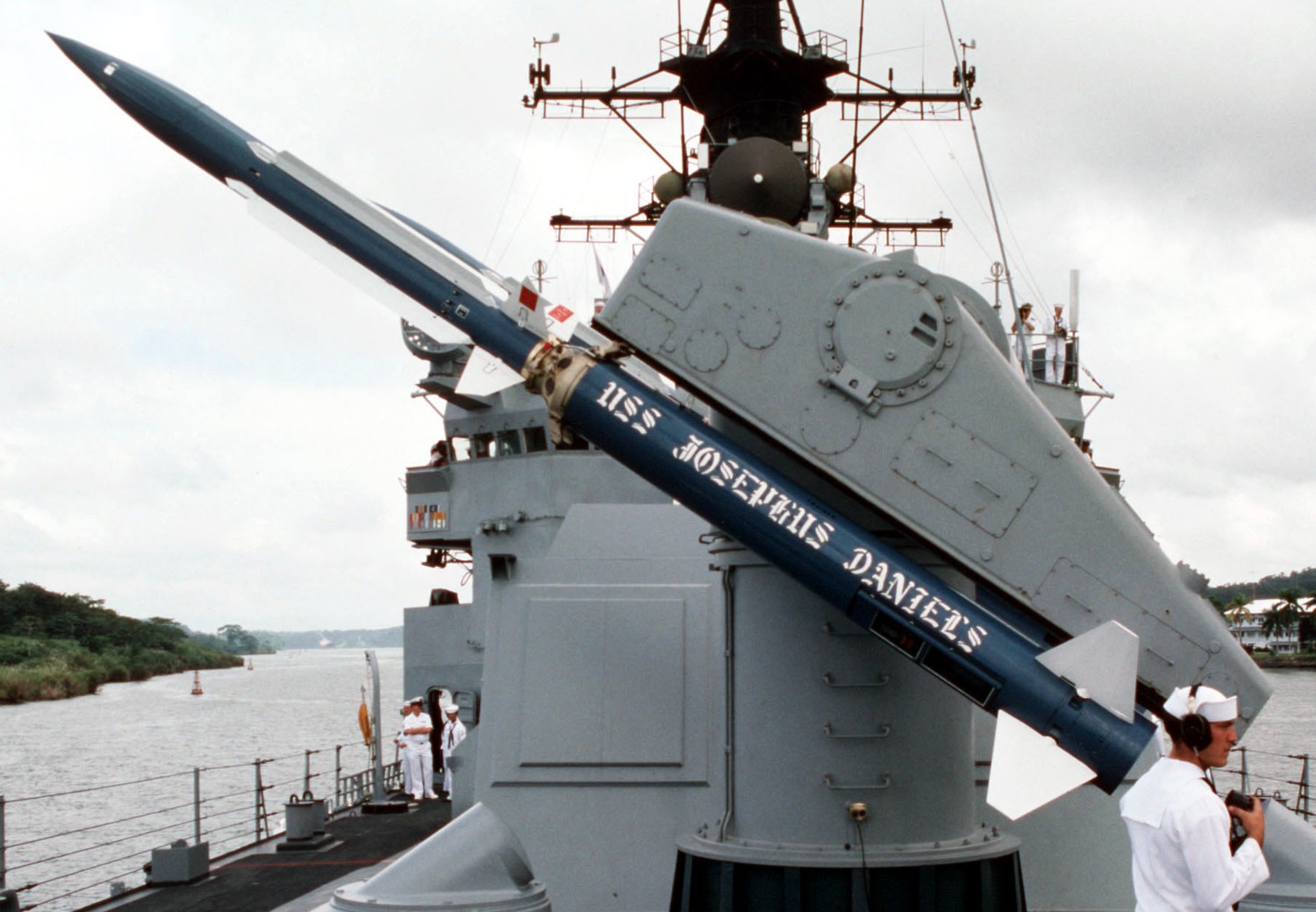 rim-67 standard missile sm-2er