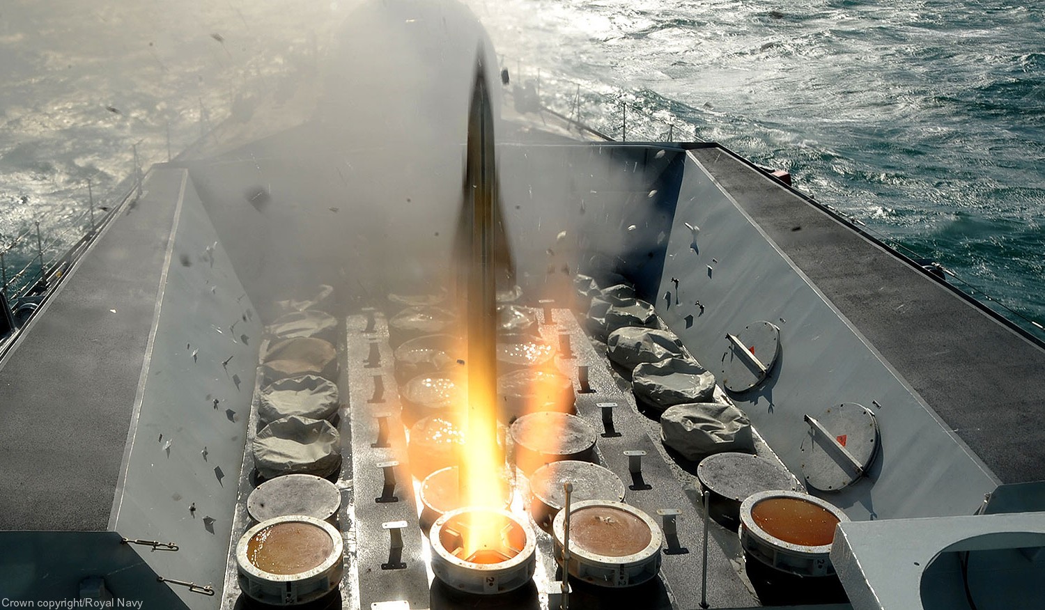 sea wolf sam missile gws-26 guided weapon system vertical launch type 23 duke class frigate royal navy 08